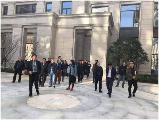 1543647647889165.jpg 2.jpg