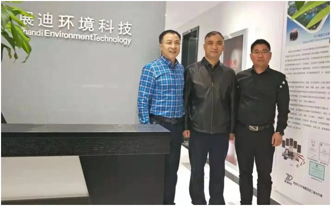 1544496703315982.jpg 2.jpg